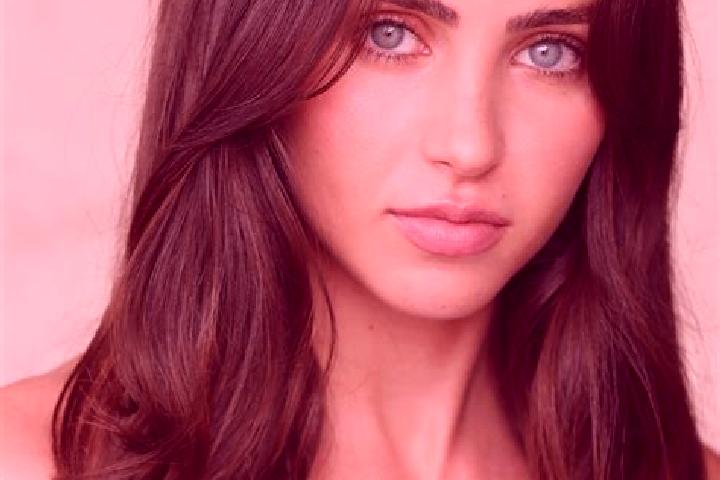 Layla, 30, a brunette brown-eyed mixed companion based in Rukban. Offering Tantra, CIM, Massage, Dinner Date. Available for incall and outcall, overnight boo...