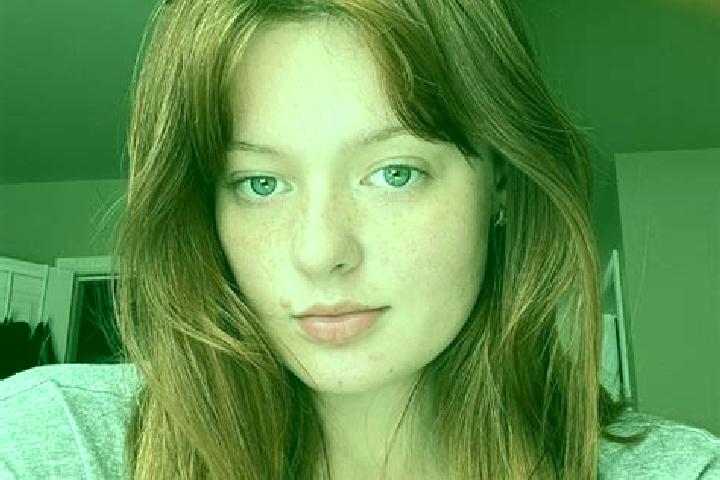 Layla, 31, a auburn brown-eyed european companion based in Leffe. Offering Domination, Tantra, Massage, OWO. Available for incall and outcall, overnight book...
