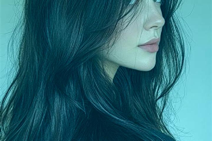 Layla, 31, a auburn brown-eyed indian companion based in Stablovice. Offering BDSM, Travel Companion, Fetish, Erotic Massage. Available for incall and outcal...