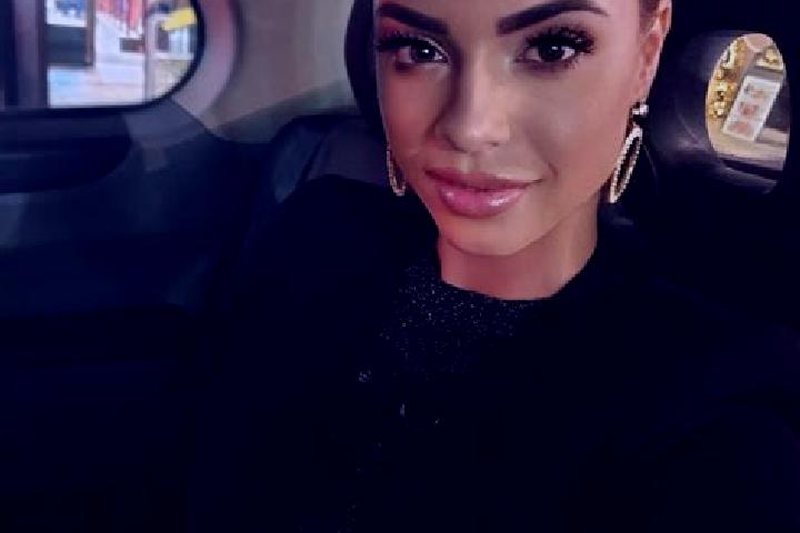 Layla, 31, a black brown-eyed european companion based in Santa Ana. Offering Travel Companion, A-Level, Domination, Dinner Date. Available for incall and ou...