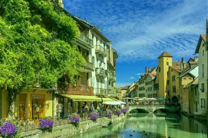Layla, 31 — Escort in Fiennes, France