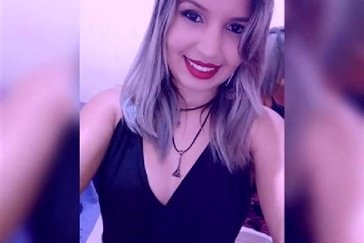 Layla, 31 — Escort in Simolandia, Brazil