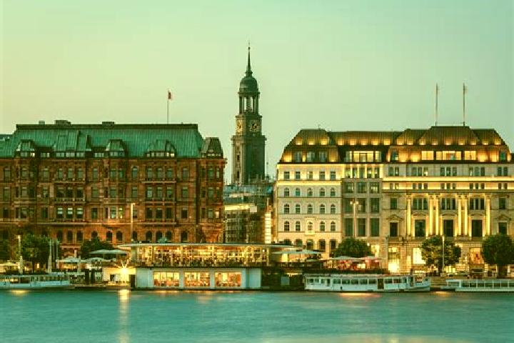 Layla, 31 — Escort in Tenhult, Sweden