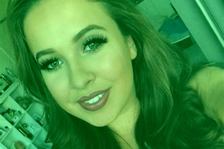 Layla, 32, a dark blonde brown-eyed slavic companion based in Mary Tavy. Offering BDSM, Deep French Kissing, Striptease, Dinner Date. Available for incall an...