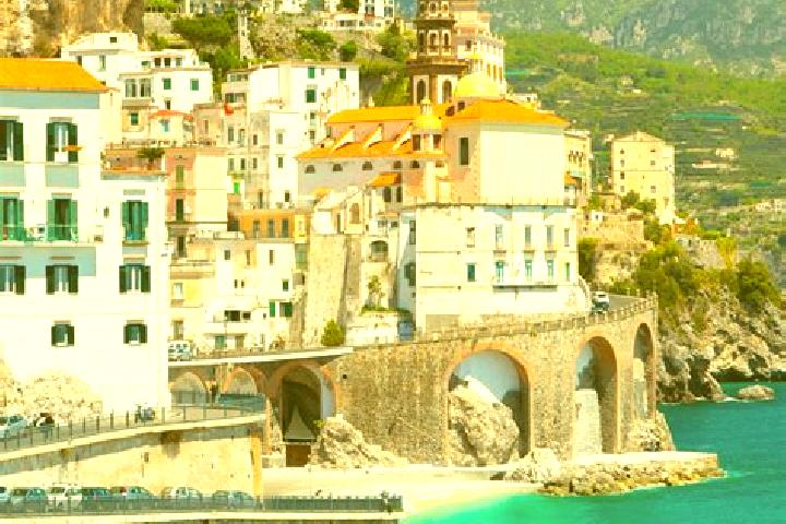 Layla, 32 — Escort in Briaglia, Italy