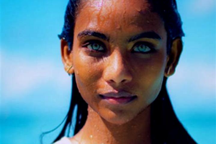 Layla, 33, a red blue-eyed indian companion based in Kukmirn. Offering Roleplay, Domination, OWO. Available for incall and outcall, day and evening dates.