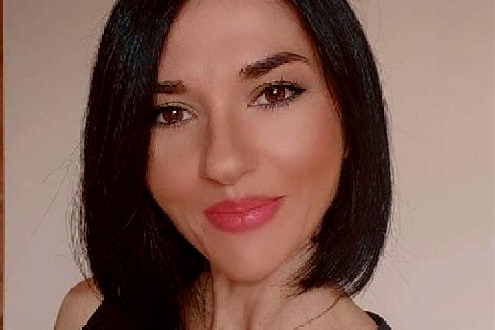 Layla, 33 — Escort in Mulsanne, France