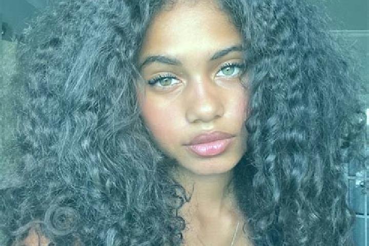 Layla, 34, a black grey-eyed ebony companion based in Skoronice. Offering Party Girl, Couples, Striptease. Available for incall and outcall, overnight bookin...
