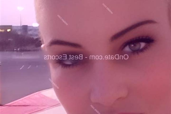 Layla, 34 — Escort in Heuzert, Germany