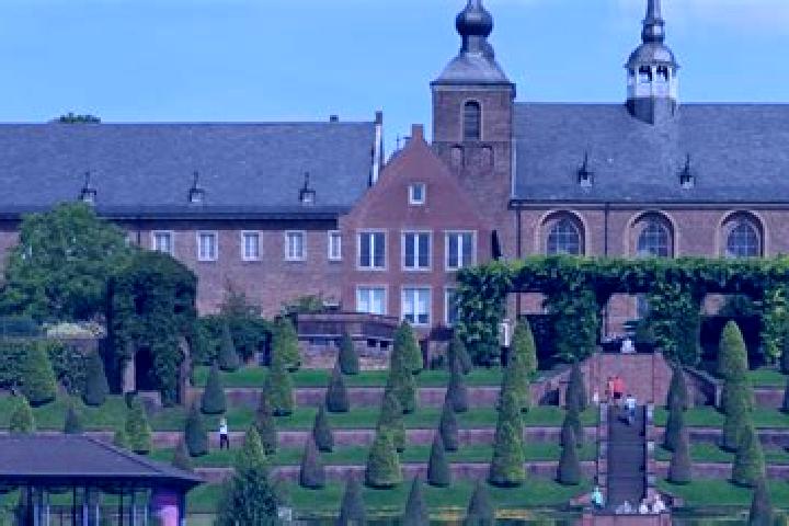 Layla, 34 — Escort in Kamp-Lintfort, Germany