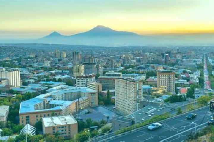 Layla, 35 — Escort in Mrgastan, Armenia