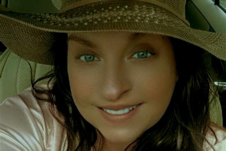 Layla, 35 — Escort in Unionport, United States