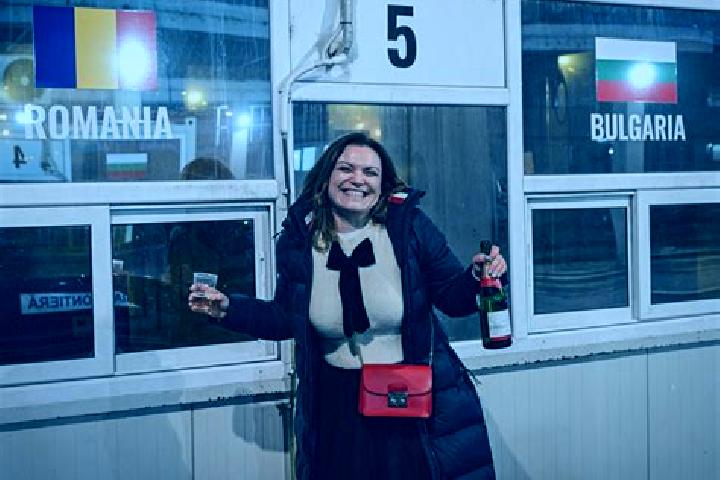 Layla, 36 — Escort in Galbeni, Romania