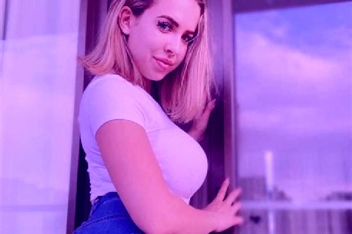 Layla, 37, a blonde amber-eyed ebony companion based in Alcarras. Offering Duos, CIM, Striptease. Available for incall and outcall, overnight bookings availa...