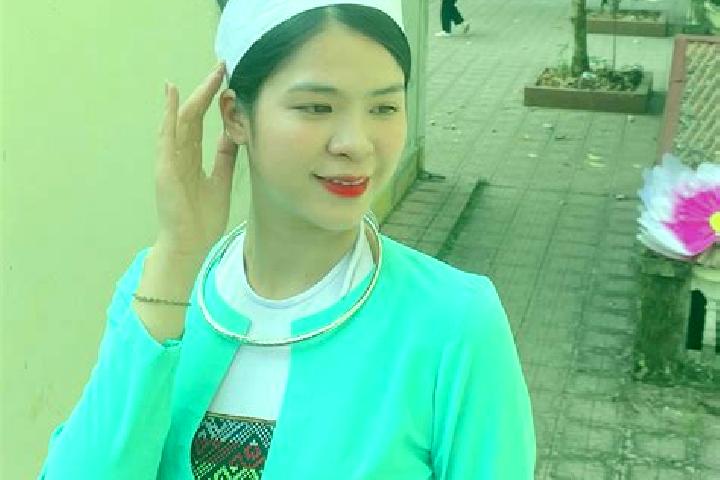 Layla, 37 — Escort in Muong Xen, Vietnam