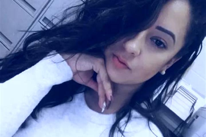 Layla, 38, a black hazel-eyed caucasian companion based in Erce-en-Lamee. Offering Massage, Girlfriend Experience. Available for incall and outcall, day and ...
