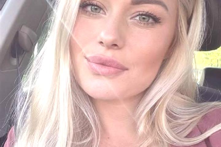 Layla, 38, a blonde hazel-eyed asian companion based in Tjokoronidougou. Offering Dinner Date, Domination, Tantra, Party Girl, BDSM. Available for incall and...