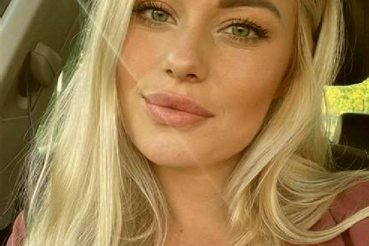 Layla, 38, a blonde hazel-eyed caribbean companion based in Murmino. Offering Overnight, Party Girl, Fetish, Domination. Available for incall and outcall, da...