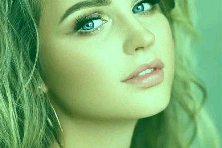 Layla, 38, a dark blonde blue-eyed mediterranean companion based in Golzar-e Bala. Offering Domination, Duos, 69. Available for incall and outcall, day and e...