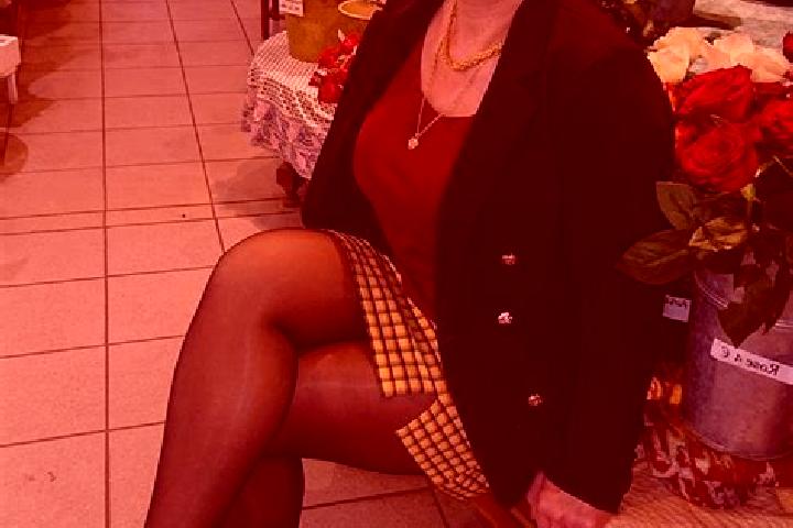 Layla, 38 — Escort in Ober-Ohringen, Switzerland
