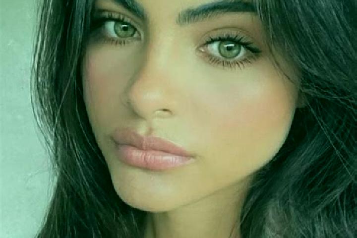 Layla, 39, a brunette green-eyed middle eastern companion based in Lissendorf. Offering Domination, OWO, Girlfriend Experience. Available for incall and outc...