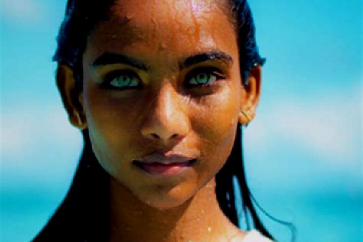 Layla, 39, a chestnut blue-eyed indian companion based in Benissa. Offering OWO, Roleplay, Tantra. Available for incall and outcall, day and evening dates.
