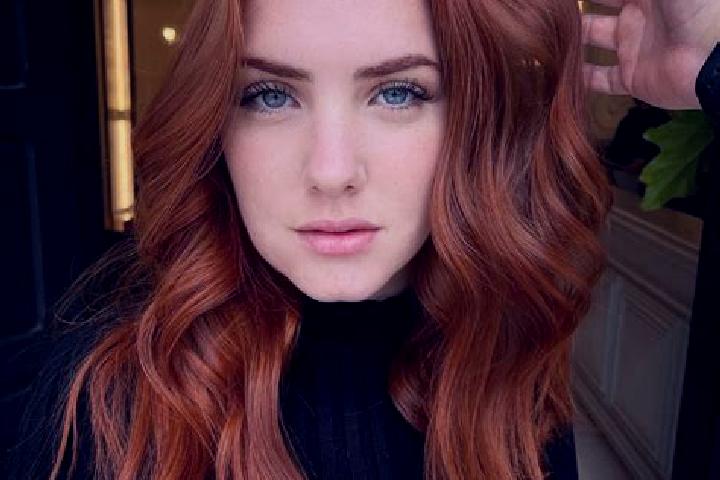 Lillian, 20, a auburn blue-eyed mixed companion based in Chiconi. Offering Roleplay, Dinner Date, Erotic Massage, Duos, Deep French Kissing. Available for in...