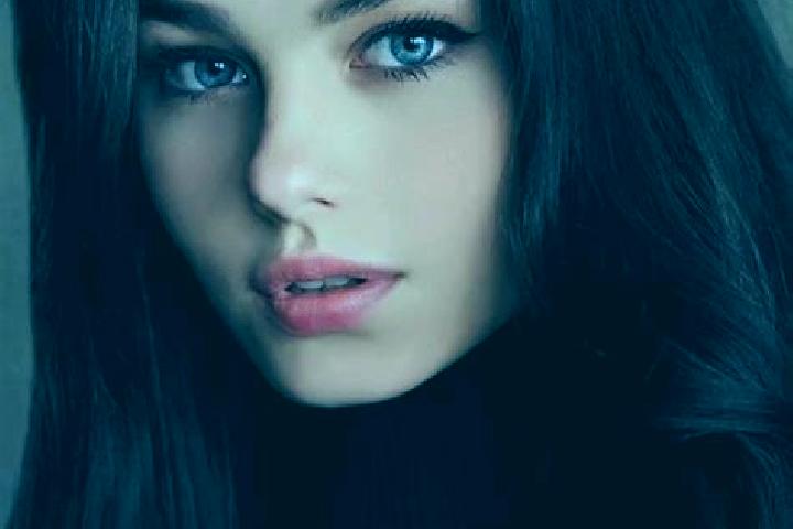 Lillian, 20, a brunette grey-eyed slavic companion based in Sambuco. Offering Erotic Massage, Deep French Kissing, Duos, Party Girl, Domination. Available fo...