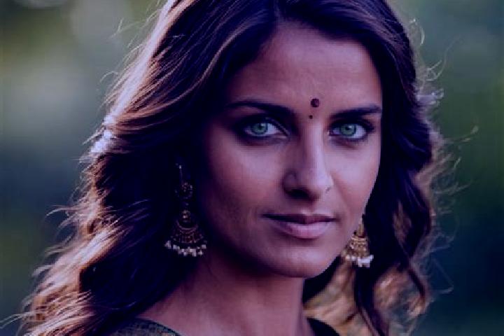 Lillian, 20, a chestnut green-eyed indian companion based in Urbandale. Offering Travel Companion, Fetish, Duos. Available for incall and outcall, overnight ...