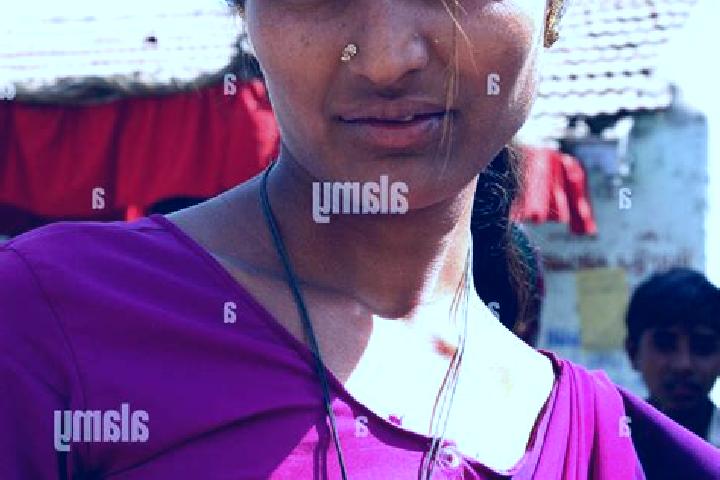 Lillian, 20, a red green-eyed indian companion based in Malosco. Offering Dinner Date, Girlfriend Experience, Overnight. Available for incall and outcall, ov...