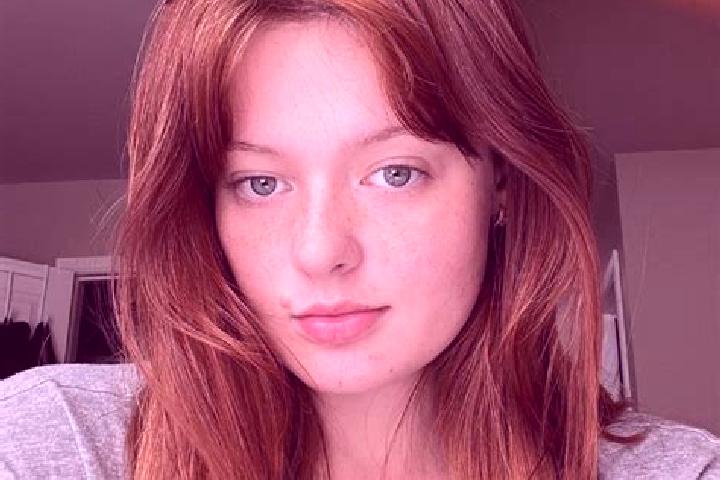 Lillian, 21, a red grey-eyed indian companion based in Jalah. Offering GFE, Couples, Prostate Massage. Available for incall and outcall, overnight bookings a...