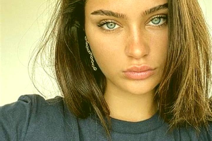 Lillian, 23, a brunette blue-eyed caribbean companion based in Sampla. Offering Couples, Party Girl, Deep French Kissing, Fetish. Available for incall and ou...