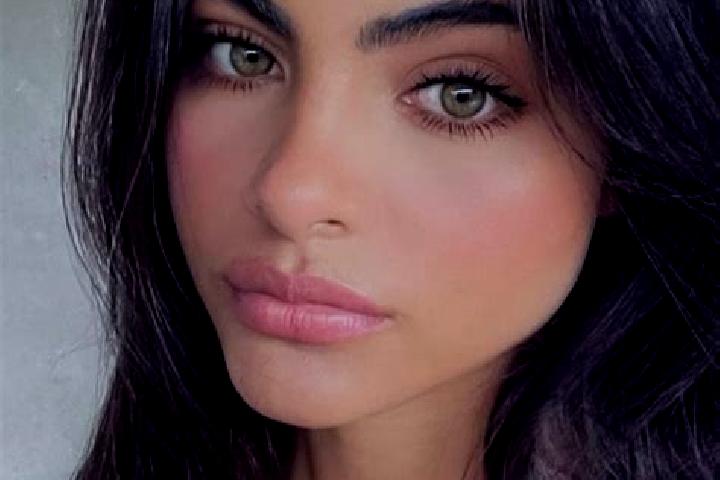 Lillian, 23, a dark blonde green-eyed european companion based in Myan-Gokro. Offering A-Level, Overnight, Couples. Available for incall and outcall, day and...