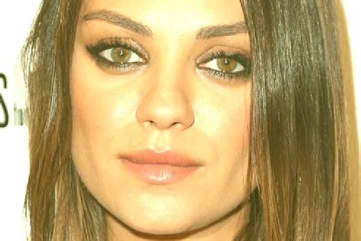Lillian, 24, a auburn hazel-eyed latina companion based in Lucacesti. Offering 69, A-Level, Striptease, OWO. Available for incall and outcall, overnight book...