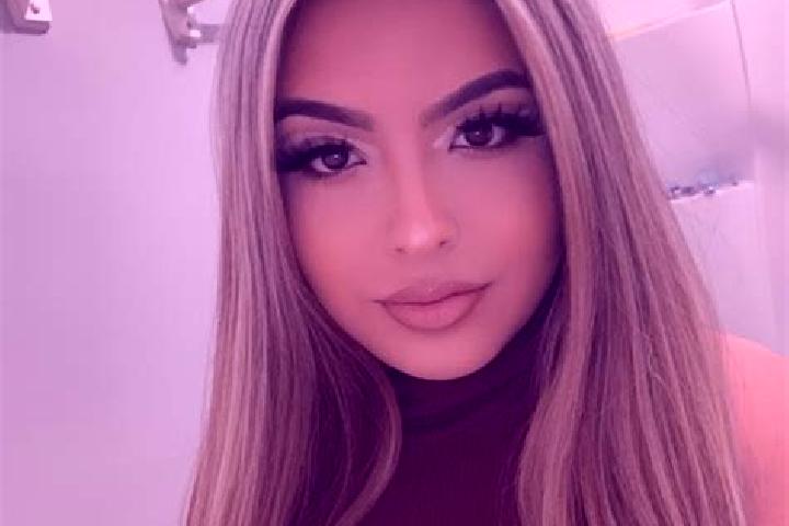 Lillian, 24, a blonde amber-eyed latina companion based in Steiningen. Offering Travel Companion, Domination, Striptease, Girlfriend Experience, Couples. Ava...