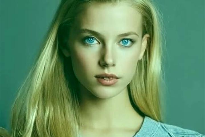 Lillian, 24, a blonde grey-eyed indian companion based in Arradon. Offering Couples, BDSM, Domination, Party Girl. Available for incall and outcall, overnigh...