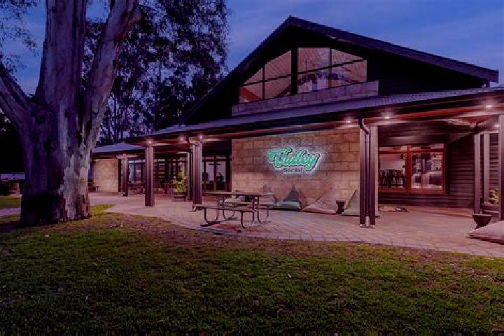 Lillian, 24 — Escort in Woodvale, Australia
