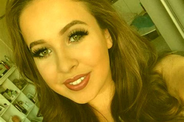 Lillian, 25, a brunette amber-eyed indian companion based in Corcelles-le-Jorat. Offering Domination, 69, Striptease, Couples. Available for incall and outca...