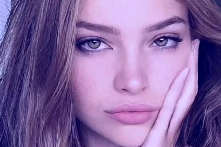 Lillian, 25, a brunette green-eyed caribbean companion based in Ferrara di Monte Baldo. Offering A-Level, Party Girl, Couples. Available for incall and outca...