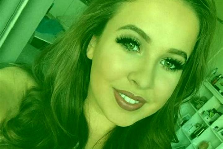 Lillian, 25, a chestnut amber-eyed mixed companion based in Corpus Christi. Offering Party Girl, Deep French Kissing, Erotic Massage, Striptease. Available f...