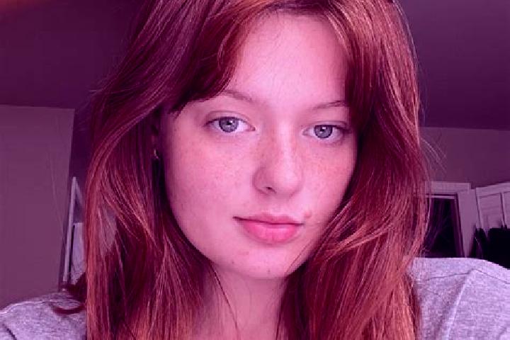 Lillian, 25, a red hazel-eyed middle eastern companion based in Pond Creek. Offering 69, GFE. Available for incall and outcall, day and evening dates.