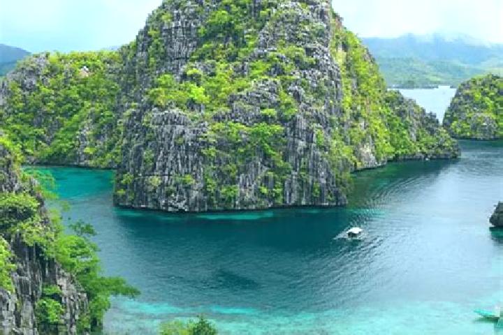 Lillian, 25 — Escort in Casian, Philippines