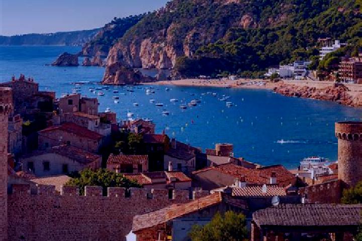 Lillian, 25 — Escort in Darro, Spain