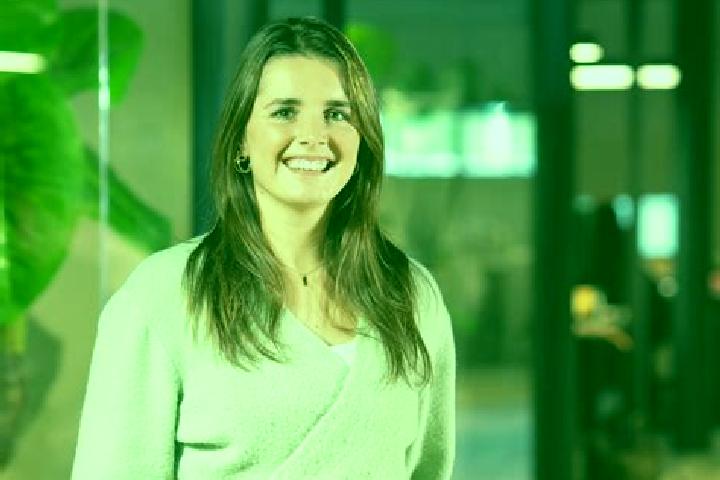 Lillian, 25 — Escort in Merces, Brazil