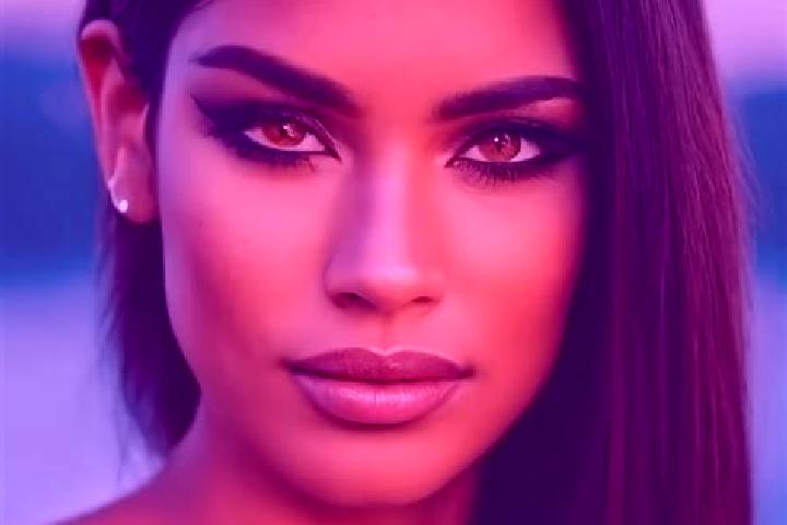 Lillian, 26, a black amber-eyed latina companion based in Suello. Offering Travel Companion, Prostate Massage, CIM. Available for incall and outcall, day and...