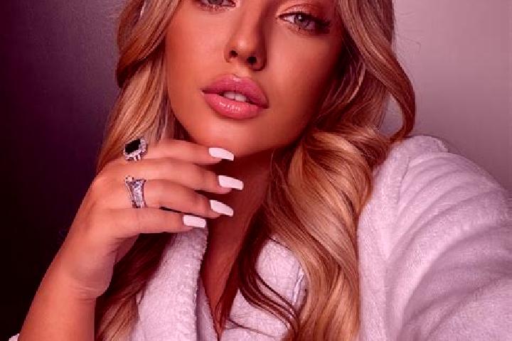 Lillian, 26, a blonde grey-eyed latina companion based in Yavkyne. Offering Deep French Kissing, Tantra, Fetish. Available for incall and outcall, overnight ...