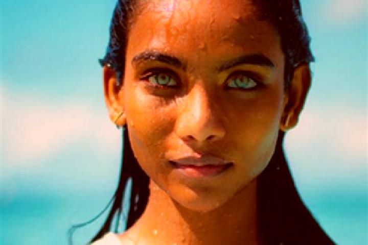 Lillian, 26, a red blue-eyed indian companion based in Yamoussoukro. Offering Duos, BDSM, Couples. Available for incall and outcall, day and evening dates.