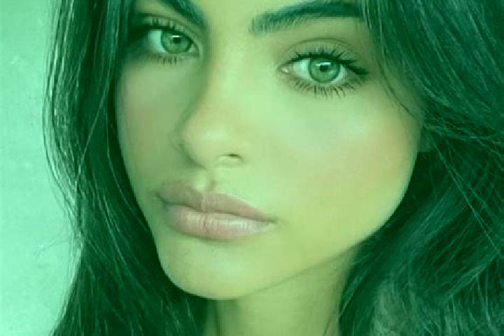 Lillian, 27, a black green-eyed caucasian companion based in Galaxias Toluca. Offering Erotic Massage, Party Girl, Overnight. Available for incall and outcal...