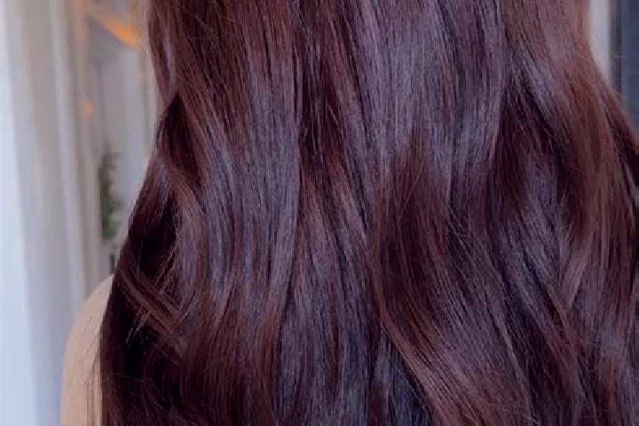 Lillian, 27, a red brown-eyed european companion based in Augy. Offering BDSM, Girlfriend Experience, A-Level. Available for incall and outcall, day and even...