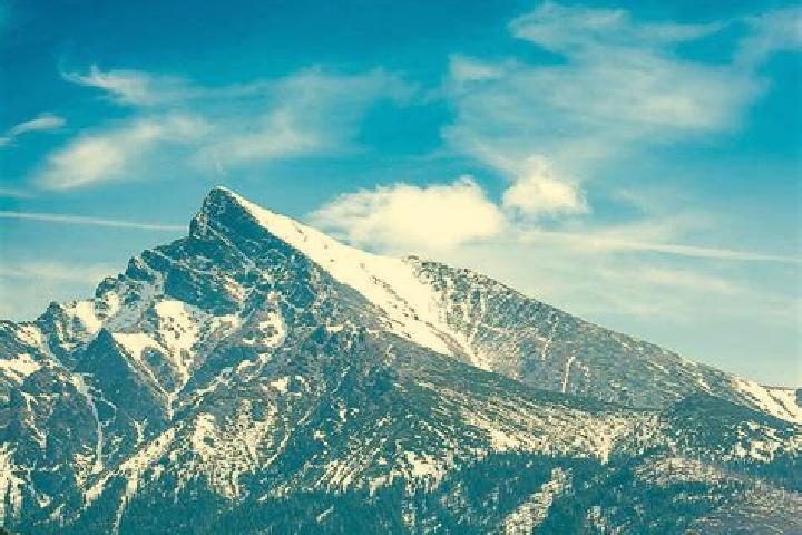 Lillian, 27 — Escort in Fox Mountain, Canada